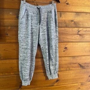 Athleta Women’s Capri Sweatpants – Size Medium